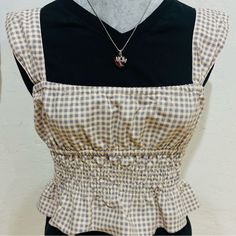 Weworewhat Micro Plaid Ruched Crop Top Made With Wide Straps And An All-Over Ruched Peplum, Perfect For A Matching Chort, Denim Skirt, Sandals Or Whatever Your Style Is! High Quality Garment For Hot Days!! Beach Days Are Coming!! With A Lot Of Elasticity, Perfect For Your Comfort! Chic Gingham Top With Smocked Bodice, Spring Chic Gingham Smocked Top, Chic Plaid Top With Smocked Back, Chic Gingham Smocked Top For Summer, Fitted Plaid Smocked Top With Smocked Back, Casual Gingham Top With Smocked Back, Casual Gingham Top With Square Neck, Casual Gingham Smocked Top For Day Out, Casual Gingham Square Neck Top