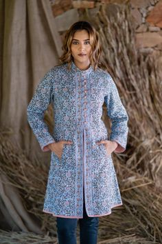 100% cotton quilted long bukhara coat with front buttons makes it a perfect buy for the winter season. #NavyasFashion #jacketonline #womenjackets #sleevelessjacket