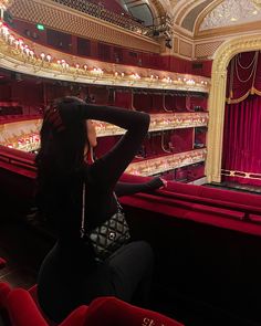 London Christmas luxury lifestyle diamante bag Christmas outfit long hair royal opera house Heather Collins, Royal Opera House London, Ballet Shows, The Royal Opera House, Royal Opera House, House London