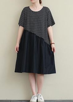 Handmade o neck patchwork Cotton Tunic Neckline black striped Dress<
 
Materials used:cotton blended

Measurement:One size fits all for this item. Please make sure your size doesn't exceed this size: XL/US16-18/EUR44   
   
Shoulder 40cm / 15.6"
bust 106cm / 41.34"
length 92cm / 35.88"
Sleeve length 19cm / 7.41"
Cuff 34cm / 13.26"


We ship worldwide.

Tracking numbers provided for all orders. Striped Patchwork Short Sleeve Dresses, Casual Striped Patchwork Dress, Black Vertical Stripes Summer Dress, Black Casual Dress With Striped Hem, Casual Black Dress With Striped Hem, Cotton Dress With Striped Sleeves For Spring, Cotton Dresses With Striped Sleeves For Spring, Cotton Spring Dresses With Striped Sleeves, Spring Cotton Dresses With Striped Sleeves