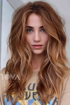 Balayage Hair Color Ideas To Experiment With in 2023 ★ Long Shag Haircut, Big Curly Hair, Balayage Blonde, Caramel Hair, Long Layered Haircuts, Hair Colours, Long Layered Hair, Permanent Hair Color, Long Hair Girl