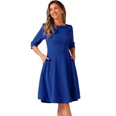 This formal dress, with its unique and sophisticated a-line hem style, adds to your selection for the next season with its timeless classic design. This vintage style features a lovely boat neckline, a fitted silhouette, and flared semi-swing skirts that tighten and accentuate curves, making it a figure-flattering piece. The breathable and well-made cloth that elongates your legs and draws attention to your waist. An urban trendy exquisite business lady style can be created by pairing it with hi Dresses Royal Blue, Business Lady, Lady Style, Office Dress, Dresses Royal, Mini Skater Dress, Royal Blue Dresses, Office Dresses, Hem Style