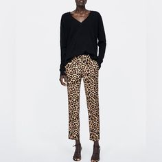 Genuine Zara New With Tag Material: Color: Leopard Print- Taupe Brown Polished Trousers In A Classic & Favorite Animal Print. Straight Leg, Front Zipper Closure. Looks Great With Basic Top & Simple Heels Zara Leopard Pants, Printed Trousers Outfit, Simple Heels, Sheer Leggings, Burgundy Jumpsuit, White Sweatpants, Animal Print Pants, Trouser Outfit, Leopard Pants