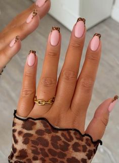 Leopard Nail Designs, Matte Acrylic Nails, Kutek Disney, October Nails, Smink Inspiration, Leopard Nails