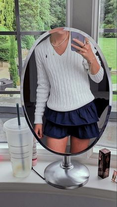 Ralph Lauren Sweater Outfit, Sixth Form Outfits, Skandinavian Fashion, Ralph Lauren Outfits, Looks Chic, Cute Everyday Outfits, Looks Vintage, Outfits Casuales