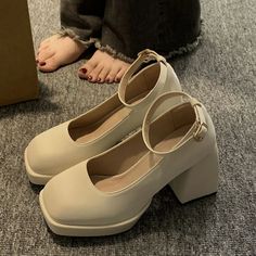 LBSFY - Summer Casual Elegant Mary Janes Shoes Office Lady Pure Color Party Pumps Non Slip Vintage Basic Shoes Korean Fashion Chic Size 35=US 4＝Feet length 22.5cm Size 36=US 5＝Feet length 23cm Size 37=US 6 ＝Feet length 23.5cm Size 38=US 7＝Feet length 24cm Size 39=US 8＝Feet length 24.5cm Korean Fashion Chic, Leather School Backpack, Shoes Korean, Shoes Office, Mary Janes Shoes, Basic Shoes, Color Party, Party Pumps, Brown Loafers