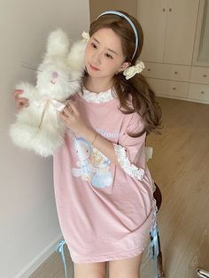 The price is for a T-shirt only, others are not included.  Garment Size   	 		 			Size 			Free Size 		 		 			Shoulders 			60 		 		 			Bust 			124 		 		 			Full Length 			75 Cute Ruffled Crew Neck T-shirt, Cute Pink Ruffled T-shirt, Cute Crew Neck T-shirt With Ruffles, Cute Pink T-shirt With Ruffles, Pink Bunny, Bunny Print, Neck Ruffle, Lace Shirt, Ruffle Trim