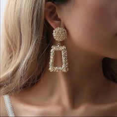 Material:Metal Earring Type:Drop Earrings Length (Top To Bottom): 2.84 Inches Width (Bottom Widest Width): 1.46 Inches Geometry Earrings, Vintage Gold Earrings, Earring Trends, Hanging Jewelry, Creative Personality, Big Earrings, Affordable Jewelry, Creative Jewelry, Large Earrings