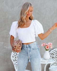 Pendant Necklace Simple, Simple Bangle, Mini Necklace, Puff Sleeve Crop Top, Small Crop Tops, Necklace Simple, Puffy Sleeves, High Rise Denim, Coin Necklace