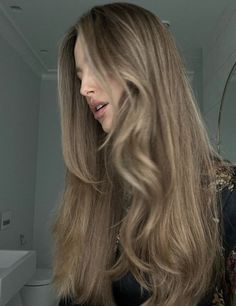 Style My Hair, Long Layered Hair, Good Hair Day, Long Hair Cuts, Aesthetic Hair, Layered Hair, Hair Day, Cut And Color, My Hair