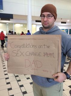 50 Most Creative Airport Pickup Signs That Were Impossible To Miss Funny Sign Fails