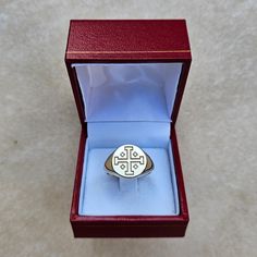 With great pleasure, we present to you the ring for the Knights of the Order of the Holy Sepulcher of Jerusalem, Chevalier type for the little finger. The Symbol historically goes back to the first Crusade and was defined as the emblem of the Kingdom of Jerusalem. Today the Order continues its historical succession, under the auspices of various other entities, such as the Knight of the Holy Sepulchre, under the Jurisdiction of the Order of the Red Cross of Constantine and others. This is a uniq Spiritual Hallmarked Signet Ring Gift, Adjustable Hallmarked Spiritual Signet Ring, Spiritual White Gold Engraved Ring Gift, Spiritual White Gold Engraved Ring For Gift, Symbolic Hallmarked Signet Ring Gift, Symbolic Engraved Hallmarked Ring As Gift, Symbolic Engraved Hallmarked Ring For Gift, Spiritual 14k Stamped Signet Ring As Gift, Symbolic 14k Gold Engraved Ring For Gift