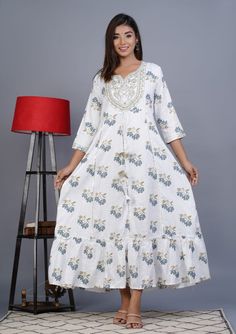 Woman shrara kurti in pure reyon fabric.. Fabric .ryon  Size .M.l.xl.xxl. Desine Sharara frok Designer Cotton White Sharara, Designer White Cotton Sharara, White Anarkali Sharara With Printed Motifs, Spring Anarkali Sharara With Cutdana, Anarkali Sharara With Cutdana For Spring, White Anarkali Cotton Sharara, Designer Cotton Sharara For Spring, Festive White Sharara With Printed Motifs, Spring Designer Kurta With Pallu