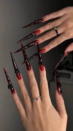 Vampire Nails Stiletto, Pointy Acrylic Nails Designs, Goth Long Nails, Gothic Nails Square, Blood Nails Acrylic, Goth Acrylics, Vampire Nails Designs, Dark Goth Nails, Goth Stiletto Nails