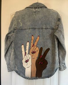 Hand painted denim shirt - size M! Casual Medium Wash Denim Jacket With Graphic Print, Casual Hand Painted Cotton Tops, Casual Cotton Hand Painted Tops, Long Sleeve Denim Top With Graphic Print, Casual Hand Painted Cotton Denim Jacket, Spring Denim Top With Graphic Print, Denim Shirt For Streetwear In Fall, Fall Denim Shirt For Streetwear, Denim Shirt For Fall Streetwear