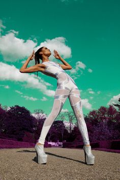 Space Fashion Futuristic, Futuristic Stage, Futuristic Fashion Editorial, White Catsuit, Futuristic Photoshoot, Space Costumes, White Spandex, Space Fashion, Space Outfit