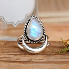 Lovely Moonstone moon ring. Made of solid sterling silver. Perfect as a unique gift for a girlfriend or a special treat to yourself. ❥ Metal: Solid sterling silver ❥ US Ring Size: Choose Size ❥ Width: 27mm ❥ Gemstone: Moonstone ❥ Gemstone Color: White ✈ Free Shipping (USPS) 🎁 Free Gift Box ↻ 60 Days Return ⌛ 24 Handling Time ** GET 15% OFF COUPON ** Visit 👉 boho-magic.com/join Join and get coupons, exclusive offers, updates, and more surprises! ** ALSO IN OUR SHOP ** Shop▸ https://etsy.me/2rT0 Crescent Moon Ring, Silver Ring For Women, Teardrop Ring, Moon Ring, Rainbow Moonstone Ring, Celestial Jewelry, Moonstone Jewelry, Men's Jewelry Rings, Estilo Boho