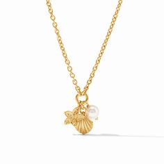 Petite starfish, pearl, and scallop shell charms dangle from a delicate golden rolo chain. Gold Jewlry, Greece Trip, Dope Jewelry Accessories, Coastal Jewelry, Preppy Jewelry, Julie Vos, Preppy Stuff, Golden Necklace, Scallop Shell