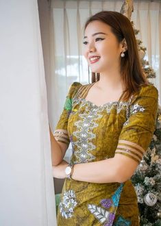 Myanmar Cotton Dress Design, Myanmar Girl Dress, မြန်မာဝတ်စုံ ချုပ်ပုံ 2022 Pattern, Myanmar Traditional Dress Design 2021, Womens Blouse Pattern, Colourful Dress