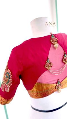 Magam Blouse Designs, Latest Blouse Patterns, Unique Saree, Model Blouse Designs, Saree Blouses Designs, Bridal Blouses, Blouse Works, Cotton Saree Blouse Designs, Embroidery Embellishments