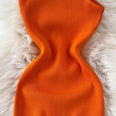 This Steph Dress is made of quality knit fabric that stretches and moves with you. It features a one-shoulder design and midi length. Orange One-shoulder Midi Dress For Summer, Orange One-shoulder Mini Dress For Party, Orange One-shoulder Mini Dress For Night Out, Yellow One-shoulder Stretch Bodycon Dress, Fitted Orange Knit Dress, Bodycon Casual, Peach Blush, Casual Wedding, Shoulder Design