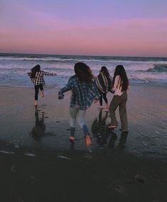 Foto Best Friend, Best Friends Aesthetic, Foto Tips, Best Friend Photos, Cute Friend Pictures, Summer Goals, Tumblr Fashion