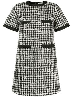 white/black bouclé construction houndstooth pattern grosgrain ribbon trim round neck short sleeves two chest welt pockets two front welt pockets rear zip fastening straight hem thigh-length shift style Knit Maxi Skirt, Cashmere Dress, Houndstooth Dress, Evening Jackets, Silk Midi Dress, Houndstooth Pattern, Vestido Casual, Ribbon Trim, Faux Fur Jacket