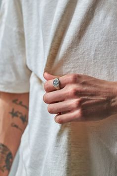 Mens Jewelry Photography, Male Rings Aesthetic, Rings Aesthetic Men, Ring Photoshoot, Man Hands, Rings Men, Hand Rings, Men Rings