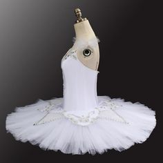 La Bayadere - Second Shade Variation - Giselle Tutus The Ballet, Snow Flakes, White Crystals, Tutu Skirt, V Cuts, White Fabric, White Fabrics, Nutcracker, Stretchy Fabric