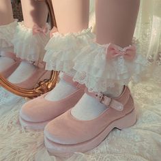 Kawaii Outfit Ideas, Vintage Socks, Ruffled Socks, Kawaii Fashion Outfits, Lace Socks