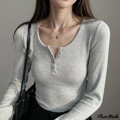 Olivia Mark - Premium Slim Fit Crewneck Long Sleeve Shirt with High Elasticity and Stylish Button Detail Y2k Crop Top, Cardigan Vintage, Layer Top, White Crew Neck, Top Streetwear, Solid Clothes, Unique Fashion, Sleeve Styles, Korean Fashion