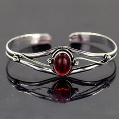 Garnet Unique Bangle, Adjustable Red Garnet Cuff Bangle,Adjustable Bangle, Fashion Bracelet, Bridesmaids Gift , wedding gift, Cuff Bracelet Metal:- Silver Plating & Brass  Stone :- Garnet Delicate Jewelry Necklace, Unique Bangle, Metal Cuff Bracelet, Bangle Silver, Brass Cuff, School Jewelry, Beaded Jewels, Jewelry Metal