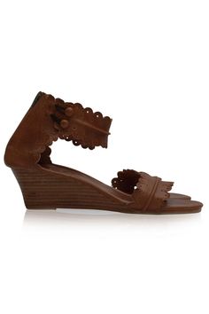 Magdalena. Leather wedge sandals with scallop edges and cut outs. | BaliELF Holiday Aprons, Wooden Wedges, Comfortable Wedges, Black Leather Wedges, Pinterest Page, Slippers Cozy, Handmade Clothing, Unisex Gifts, Leather Wedges