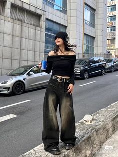 Skirt Maxi, Looks Black, 가을 패션, Korean Street Fashion, Looks Style, Casual Style Outfits, Teen Fashion Outfits, Outfits Casuales, Look Fashion