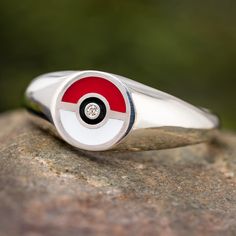 Pokemon Signet Ring Pokemon Engagement, Geek Chic Fashion, Special Ring, Round Rings, Ring Sizer, Ring Style, Geek Chic, Jewelry Rings Engagement, White Enamel