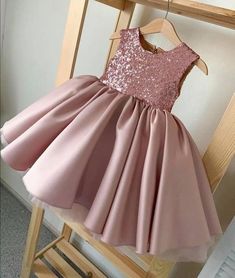 Birthday Frocks For Baby Girl, Baby Girl Dresses Fancy Kids Fashion, Baby Fancy Dress, Frocks For Kids, Simple Frocks, African Dresses For Kids, Fancy Frocks