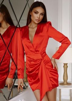 Midi Dress Outfit Summer, Red Long Sleeve Mini Dress, Midi Outfits, Midi Dress Outfit, Womens Winter Dresses, Mini Outfit, Cute Maxi Dress, Maxi Outfits, Maxi Dress Outfit