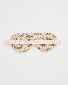 Nestled in its own little pouch, our Peach print eye mask from the Morning Song collection exhibits beautiful craftmanship to help you drift off into a peaceful night’s sleep. Thoughtfully created from sustainable fibres; this sumptuous nightwear accessory has been crafted from wood pulp into a premium viscose satin with a lustrous finish that acts as the softest covering for your eyes each night. Diy Sleep Mask, Peach Print, Morning Songs, Peaceful Night, Dad Jewelry, Spring Suit, June Birthstone Jewelry, Sleeping Mask, Gifts For New Mums