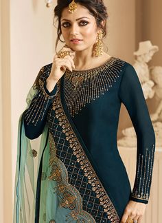 Party Wear Salwar, Drashti Dhami, Salwar Suits Party Wear, Designer Punjabi Suits, Churidar Suits, Kurta Neck Design