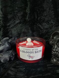 Halloween Candle Ideas, Halloween Spa, Bath Candle, Halloween Centers, Creepy Gift, Weird Candles, Halloween Candle, Funny Candle, Spooky Candles