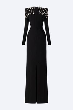 This dress provides a sophisticated and striking silhouette. With a bodycon fit and flattering floor-length design, this dress will make a timeless statement for special occasions. Classy Prom Dresses Long Sleeve, Dress Name, Corset Midi Dress, Floor Length Dress, Ankle Length Dress, Full Dress, Neckline Designs, Square Neck Dress, Floor Length Dresses