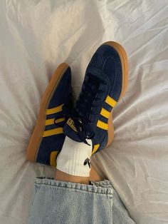 Blue And Yellow Spezial Adidas, Adidas Spezial Blue, Adidas Gazelle Outfit, Adidas Spezials, Samba Adidas, Navy And Yellow, Adidas Spezial