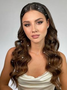 Sleek Prom Hair, Cute Prom Hairstyles, Simple Prom Hair, Birthday Hairstyles, Prom Hair Down, Ball Hairstyles, Formal Hair, Hoco Hairstyles, Smink Inspiration