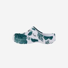 Philadelphia Eagles Womens Floral White Clog FOCO S - FOCO.com Green Casual Clogs For The Beach, Casual Green Clogs For The Beach, Casual White Clogs For Vacation, White Sporty Clogs For Summer, Sporty White Clogs For Summer, Sporty White Summer Clogs, Comfortable White Clogs For Beach, Comfortable White Beach Clogs, Comfortable White Clogs For The Beach