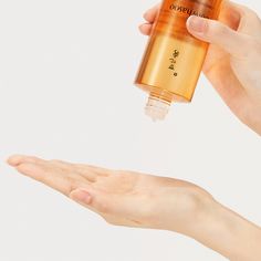 In the world of K-Beauty, toners, essences and waters are non-negotiable steps. They perfectly prep your skin to receive all the benefits of subsequently applied products, while also providing a layer of intensive hydration. Sulwhasoo’s Concentrated Ginseng Renewing Water not only provides precious hydration, but it also is formulated with Steamed Ginseng Water Concentrate™, which contains powerful substances from ginseng to reinforce the skin and allow the formula to create visibly firmer and healthier skin. Once you’ve indulged your skin with a Sulwhasoo Water, you’ll never turn back!  What are the key features and benefits of the Sulwhasoo Concentrated Ginseng Renewing Water? A smooth gel-in-water texture that absorbs into the skin immediately upon application.Powerful antioxidants to p Brand Direction, Water Texture, Healthier Skin, K Beauty, Beauty Brand, Healthy Skin, Benefits, How To Apply, Key