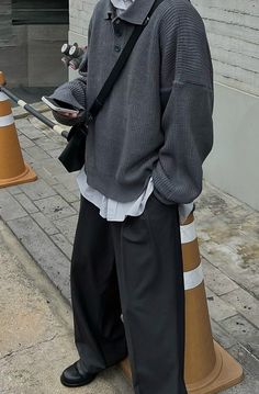 Cool Outfits For Men, Stylish Mens Outfits, Swaggy Outfits, Streetwear Men Outfits, Men Fashion Casual Outfits, 가을 패션, Korean Street Fashion