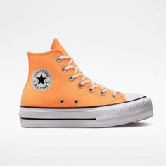 Platform Chucks, Womens High Top Shoes, Cute Converse, Plateau Sneaker, Chuck Taylor All Star Lift, Trendy Shoes Sneakers, Preppy Shoes, Shoe Wishlist, Fresh Shoes