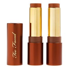 Elevate your glow with the Too Faced Chocolate Soleil Bronzing Stick in Chocolate Caramel, a duo pack designed to enhance your natural beauty. This creamy bronzer offers a buildable and blendable formula that ensures a natural-looking, sunkissed finish without disturbing your makeup base.

- **Color**: Chocolate Caramel (Tan Bronze)
- **Quantity**: 2-pack, each 0.28 oz.
- **Gender**: Female
- **Age Group**: Adult
- **Key Features**:
  - Lightweight formula
  - Natural-looking, sunkissed finish Chocolate Lava, Makeup Bronzer, How To Apply Foundation, Chocolate Caramel, Makeup Base, Skincare Ingredients, Bronzer, Makeup Yourself, Face Makeup