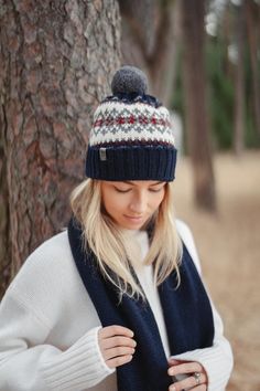 Top off your chilly season's outfit with a stylish scandinavian style woolen hat. One size hat is knitted from soft organic new wool, features nordic ornaments & vintage pom pom. Designed with the WoolHouse label. 100% wool ensures natural breathability and wicking properties.  One size, unisex winter hat fits womens & mens. 𝑪𝒂𝒓𝒆 𝒊𝒏𝒔𝒕𝒓𝒖𝒄𝒕𝒊𝒐𝒏𝒔:  Dry clean or gently wash by hands in cold water. Use wool-friendly detergent. Do not bleach. 𝑴𝒂𝒕𝒆𝒓𝒊𝒂𝒍𝒔: Natural wool yarn is pro Nordic Ornaments, Beanie With Pom Pom, Woolen Clothes, Beanie With Pom, Head Accessories, Pom Beanie, Knitting Techniques, Alpaca Wool, Wool Hat