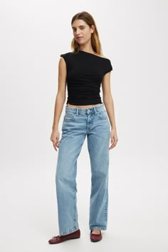 LOW RISE STRAIGHT JEAN Low Rise Relaxed Fit Jeans, Straight Leg Jeans Low Rise, Arizona Fits, Autumnal Outfits, Low Rise Straight Jeans, Low Rise Bottoms, Blue Jeans Straight Leg, Low Rise Straight Leg Jeans, Midrise Jeans